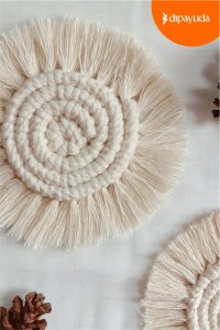 tatakan gelas macrame untuk properti foto